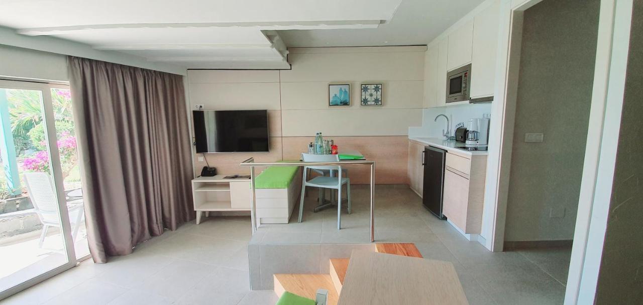 Apartamentos Casas Carmen - Adults Only Playa del Ingles  Dış mekan fotoğraf