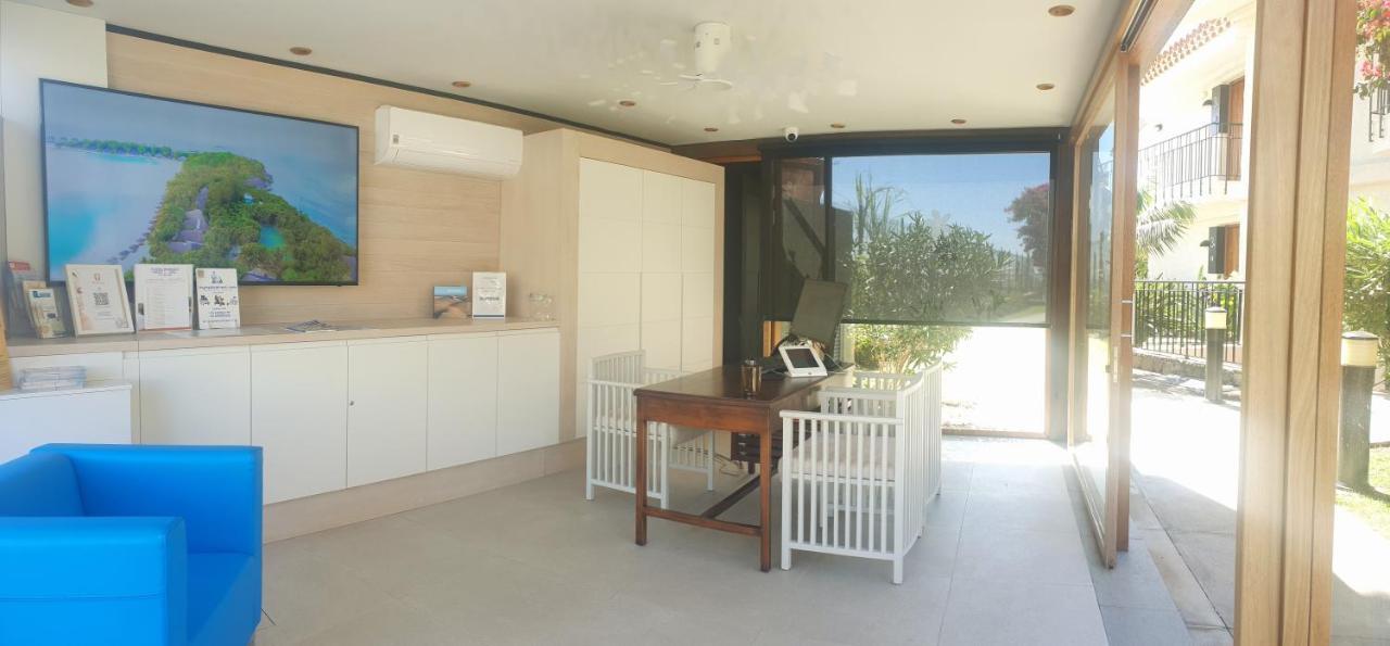 Apartamentos Casas Carmen - Adults Only Playa del Ingles  Dış mekan fotoğraf